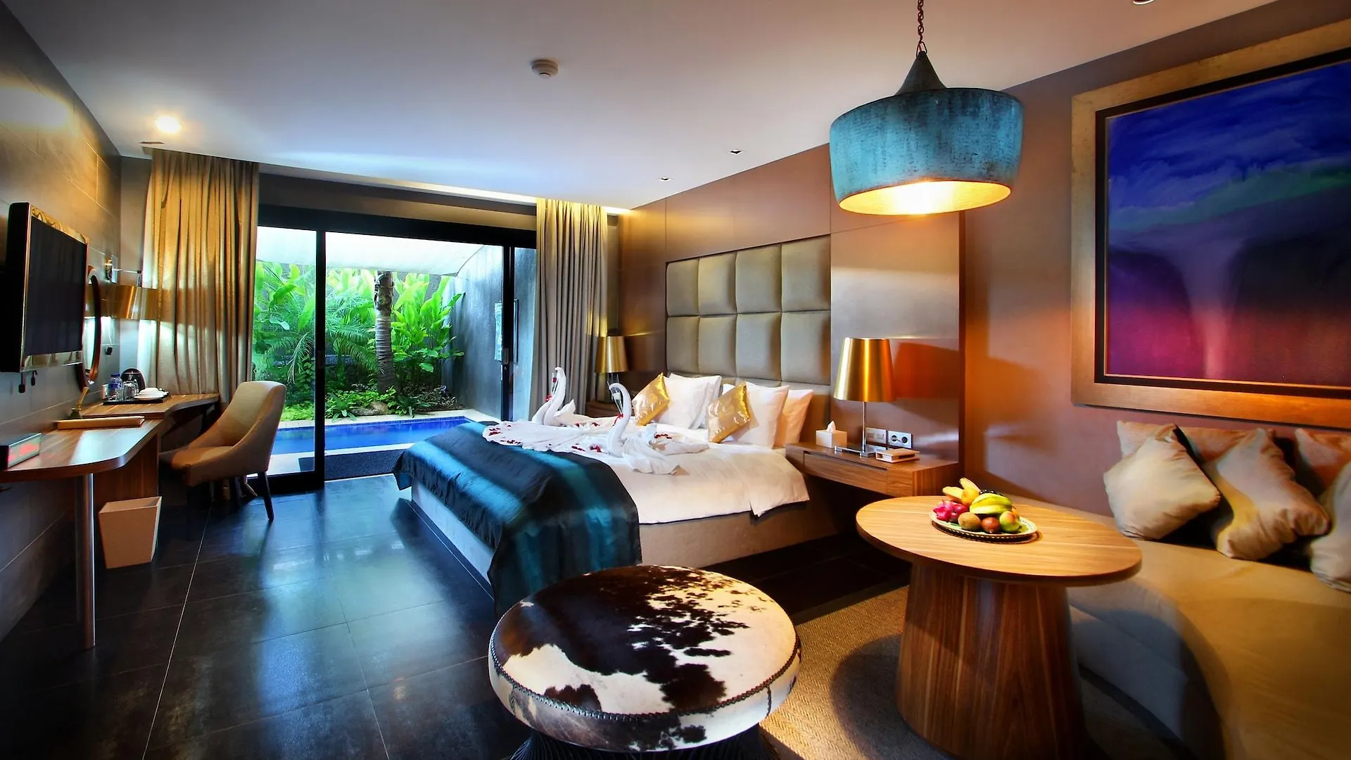 Amaroossa Suite Bali Nusa Dua  Hotel