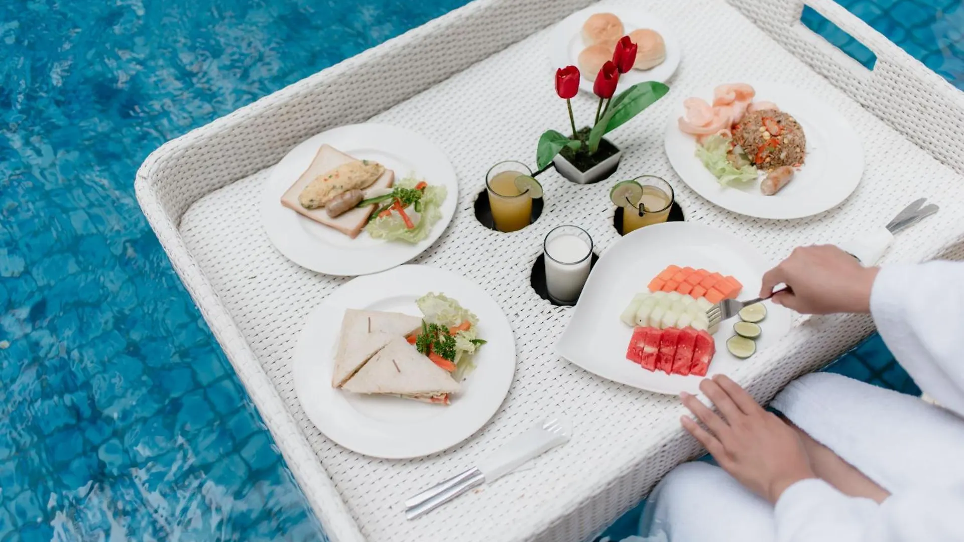 Amaroossa Suite Bali Nusa Dua  Hotel Nusa Dua (Bali)