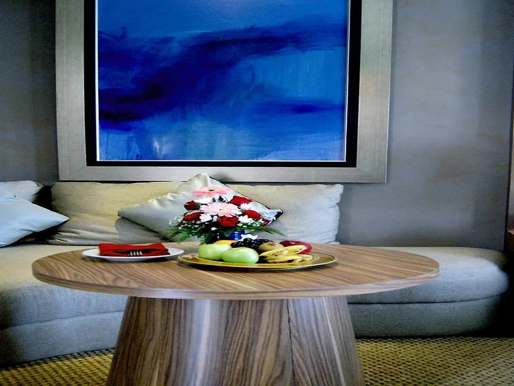 Hotel Amaroossa Suite Bali Nusa Dua