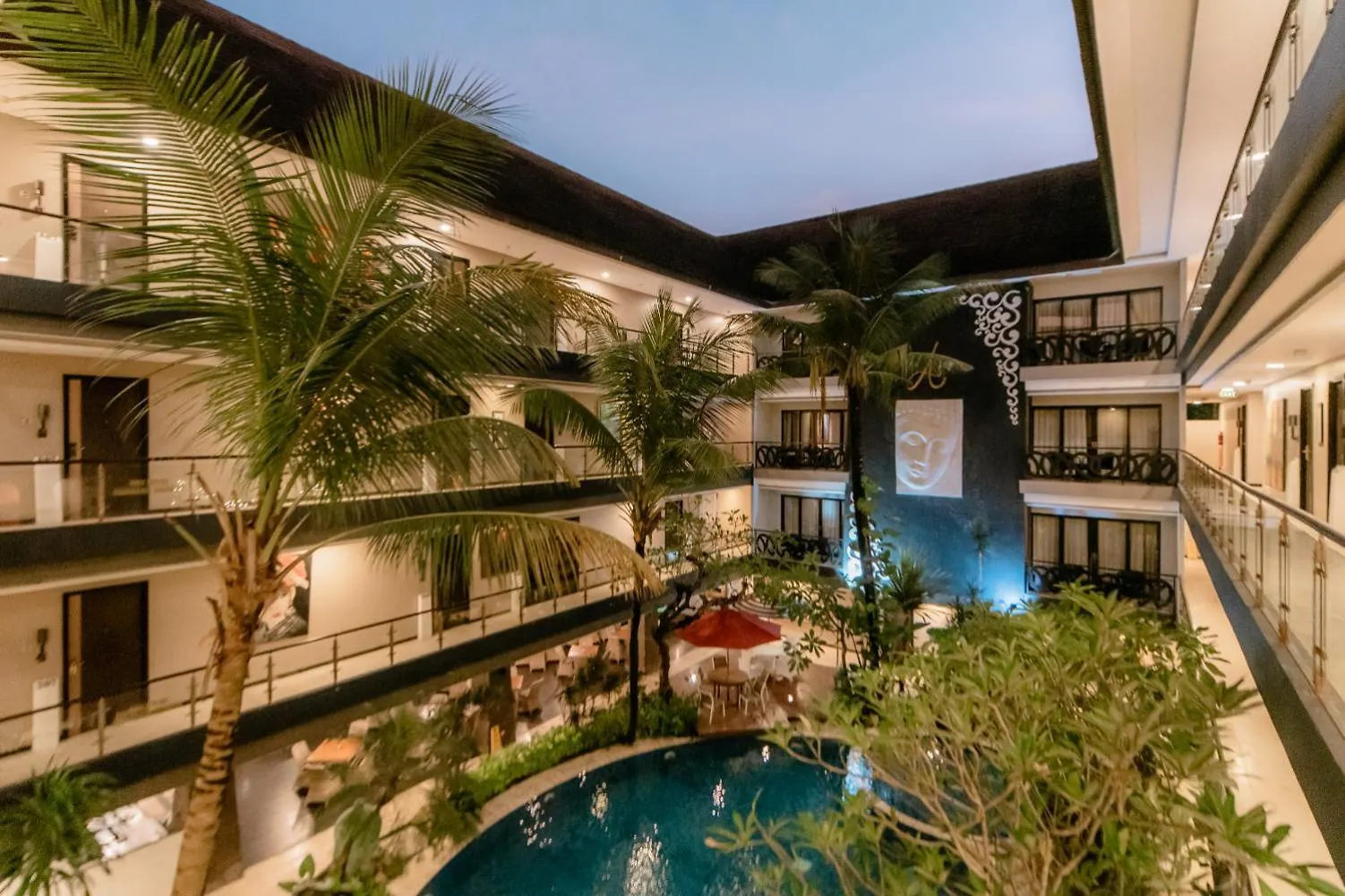 Amaroossa Suite Bali Nusa Dua  Hotel Nusa Dua (Bali)